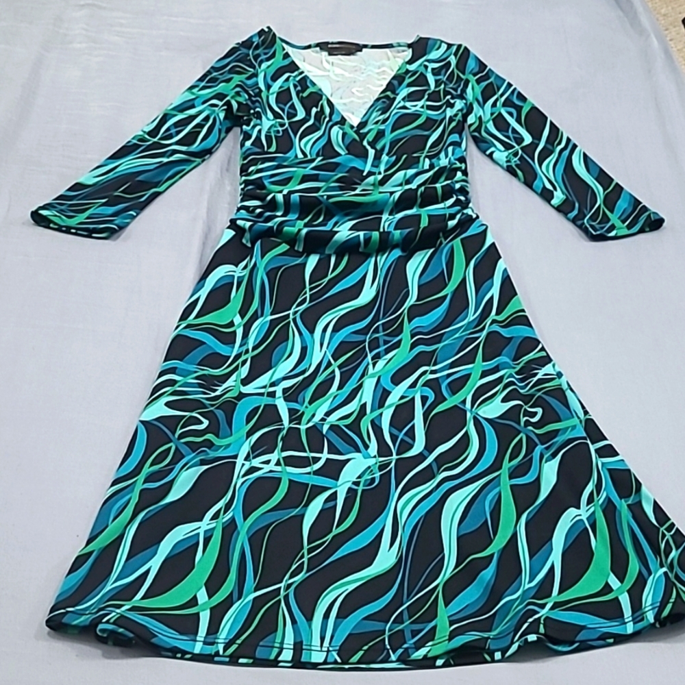 BCBG MAXAZRIA women vintage dress Made in the USA.